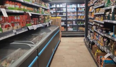 Marketlerde etiket değiştirme mesaisi