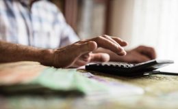 Emekli bayram ikramiyesi ne kadar oldu? Ramazan Bayramı zamlı emekli ikramiyesi ne zaman yatacak? İşte, emekli bayram ikramiyesi ödeme tarihi…