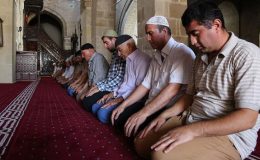 Cuma hutbesi konusu 19 Nisan 2024 | Diyanet cuma hutbesi PDF metnini ve konusunu yayınladı: ‘Hayatın Her Alanında Öfkemize Hâkim Olalım’