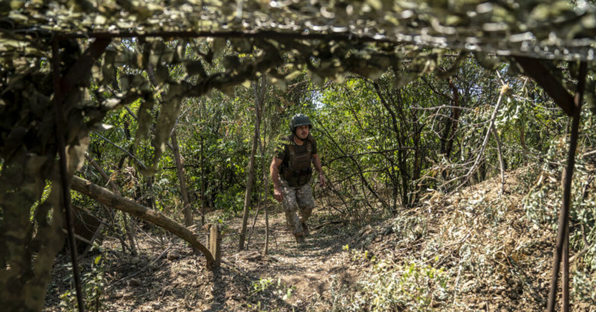 Rusya, Donetsk’te yerleşim birimini ele geçirdi