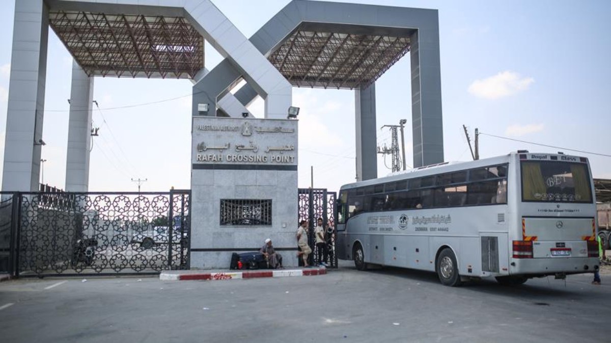 Refah Sınır Kapısı açıldı: Gazze’den 46 yaralı ve hasta Mısır’a geçti
