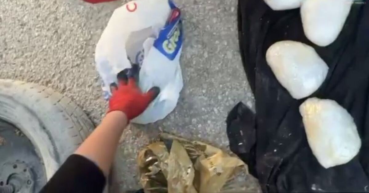 Yedek lastiğe gizlenmiş 2 kilo uyuşturucuyu ‘Pars’ buldu