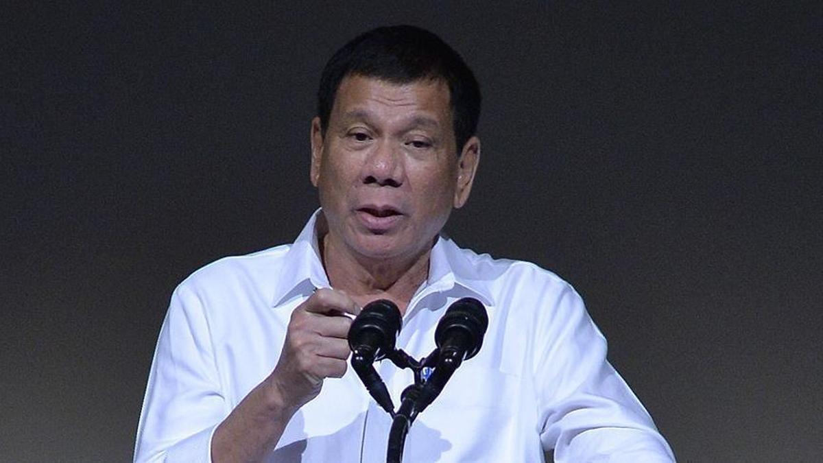 SON DAKİKA! Eski Filipinler Devlet Başkanı Duterte tutuklandı
